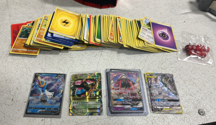 Assorted Pok&eacute;mon Cards