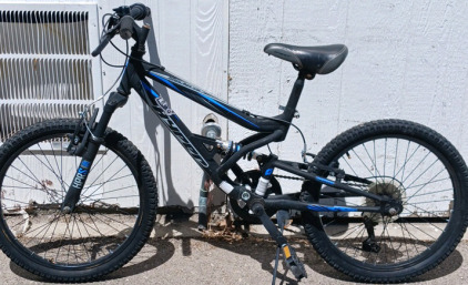 Black Hyper Kids Bike Shocker 20 Inch