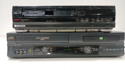 Magnavox VHS Player - JVC VHS/DVD Player