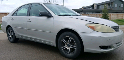 2004 TOYOTA CAMRY - AFTERMARKET WHEELS!