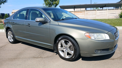 2009 VOLVO S80 - AWD! 122K MILES!