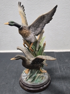 Vintage Fine Arts Collection BigOcean "Mallards in Flight" Porcelain Statue No. 060323 - 18"