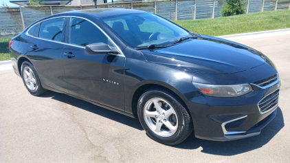 2017 CHEVROLET MALIBU - BACKUP CAMERA!