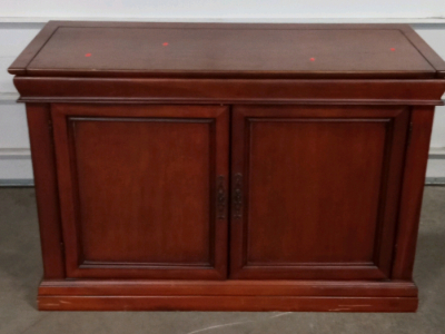 (1) Cambridge Theatre Lift Cabinet With Shelf Real Wood!