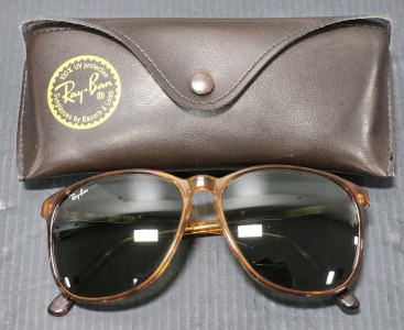 Vintage Mint Condition Ray-Ban Bousch & Lomb Style D Sunglasses w/ Case / +$250 Value!