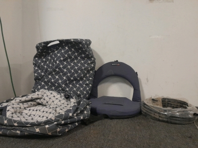 Glacier&rsquo;s Edge Stadium Seat, Plastic Hose & Fabric Bins