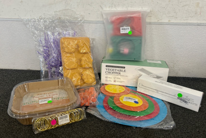 Silicone Suction Lids, Multi-Functional Vegetable Chopper, Air Fryer Liners, Ginger Bread House Muffin Silicone Pan, Napkin Hooks, Towel Holder, Sandwich Cookie Cutters