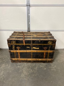 Vintage Trunk (39”x 21” 24”)