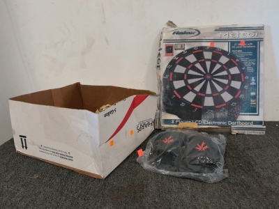8 Player LCD Electronic Dartboard, Chains & Slide On Shoes