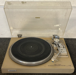 Pioneer Direct Drive Automatic Return No. PL-518 Record Player