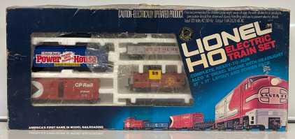 Lionel HO Electric Train Set, Alco "A" diesel engine with headlight, 37" x 37" layout and power pack