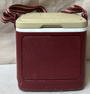 Vintage Igloo Tag-Along10 Personal Coole