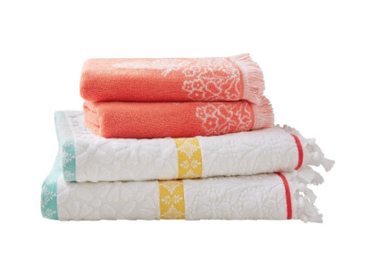The Pioneer Woman 4 Piece Cotton Towel Set, 16" Floating Corner Shelves Set of 3,Wall Mounted Storage Shelf with Black Painted Finish for Bathroom Bedroom Kitchen Garage and More, And A Car Snow Mover.