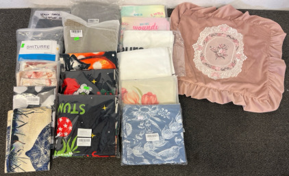 Lots Of Pillow Covers!