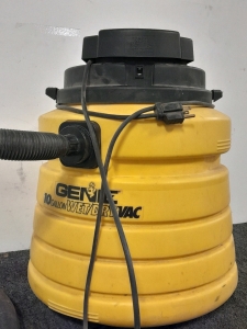 Genie 10 Gallon Wet/Dry Vac