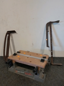 (2) Donley Brothers Co. Brick Carriers & Black & Decker Bench Top Workmate Vice