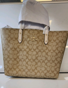 Coach Women's Town Tote
