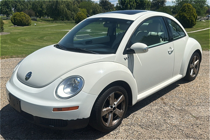 2008 VOLKSWAGEN BEETLE - 116K MILES! TURBOCHARGED!