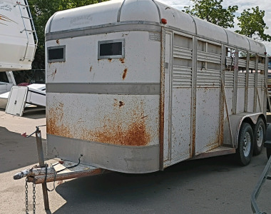 4 HORSE TRAILER