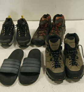 (4) Pairs of Lightly Used Shoes Almost Brand New