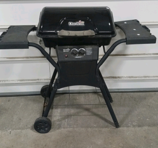 Char-Broil Quickset Grill/BBQ