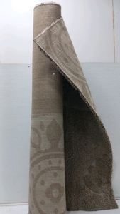 Area Rug 5ft 3inchx7ft 7 inches