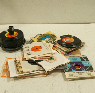 (1) Large Lot of Vinyl Records