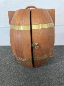 Barrel Shaped Storage Case