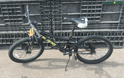 (1) Hiland Kids Mountain Bike 20&rdquo; (Black)