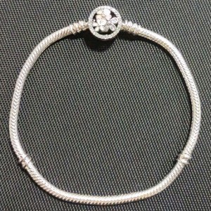 Pandora Moments Poetic Blooms Bracelet Flowers Clasp Bangle Pandora Retired Bangle 20.5cm/8in 925 Sterling Silver SV077