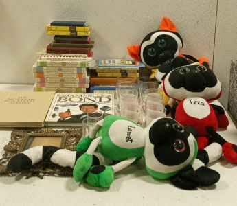 (4) Vintage Linking Lemurs Plush Toys and (1) Brass Standing Picture Frame, Assorted Books, and Much More