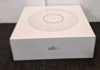 (1) Ubiquiti U6+ Dual Band IEEE 802.11 a/b/g/n/ac/ax 3 Gbit/s Wireless Access Point
