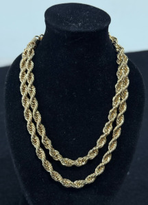 (1) Mens Or Womans 14KGP Gold Toned Rope Necklace