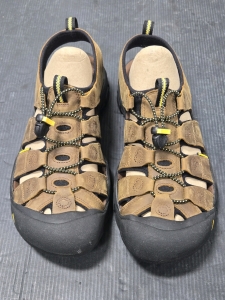 *Brand New* KEEN Newport Leather Waterproof Hiking Sandals - Men's US Size 11 / +$130 Value!