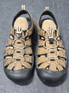 KEEN Newport Leather Waterproof Hiking Sandals - Men's Size US 10.5 / +$100 Value!