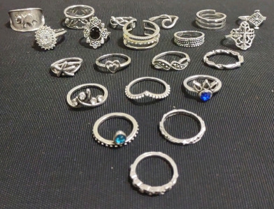 (21) Assorted Sized & Designed Women's Silver Toned Rings