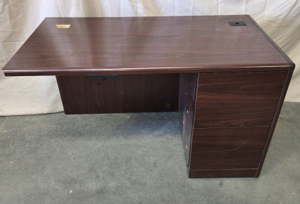 Wood Desk w/2-Drawers
