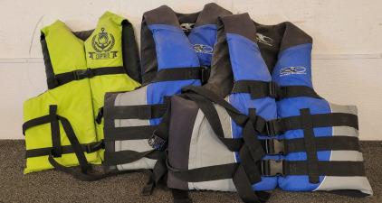 Adult Universal Life Vests