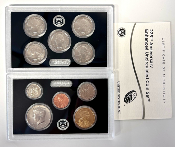 2017 United States Mint 225th Anniversary Enhanced Uncirculated Coin Set with Certificate Of Authenticity