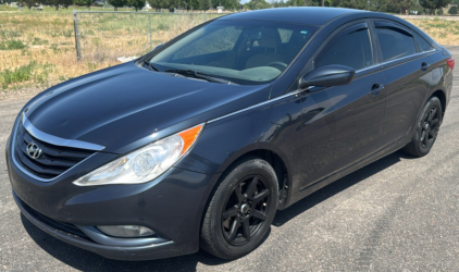 2012 HYUNDAI SONATA - AFTERMARKET WHEELS!