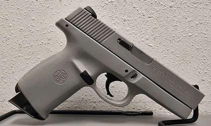 Smith & Wesson SW9V 9mm Semi Automatic Pistol-- PAU6329