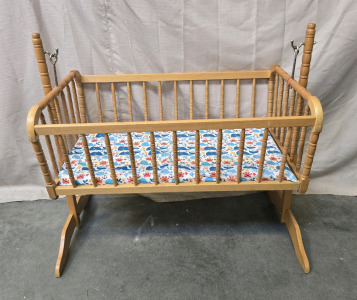 Wooden Rocking Baby Crib