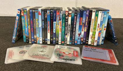 Cd Movies, Hotel Transylvania, Happy Feet, Rio And More!