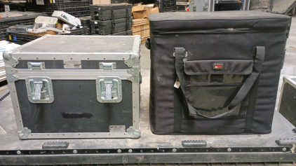 Off-site) Small Wilson Case 23x20x17 and Tall Soft Gator Case 23x24x14