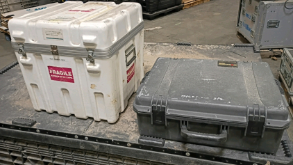 Off-site) Parker Case 20x20x20 and Storm Case iM2700a 23x20x9