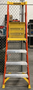 4&rsquo; Werner 300Lb Ladder