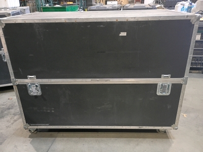 Extra Large Rolling Wilson Case 59x41x46