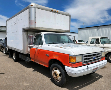 1990 Ford F350 Box Truck