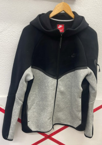 Nike Tech Fleece Windrunner Jacket, M, Black/Grey, Hooded Full Zip
