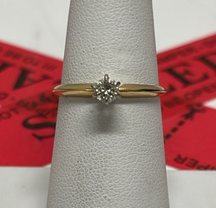Gold Engagement Ring, Round Diamond, Estimated 0.25ct, G-H Color, SI Clarity